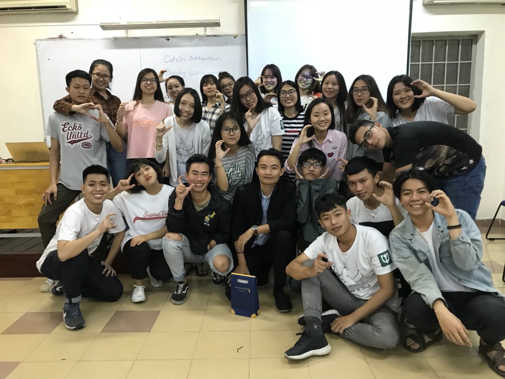 Ba năm kinh nghiệm làm việc trong lĩnh vực Giáo dục, Hướng nghiệp và những ngành nghề khác