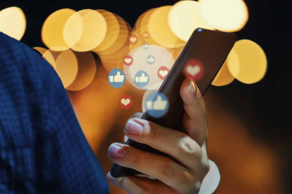 Làm sao để bớt áp lực so sánh khi chơi Tiktok,&nbsp;LinkedIn?